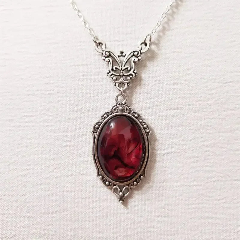 Navori Gothic Choker Necklace — Dark Romance for the Fearless